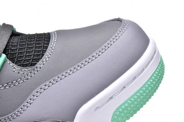 HYPE Glow Green Air 308497-033 Retro Jordan 4 0815